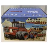 1/32 International 4786 w/box