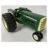 Scale Models Oliver 1955 Tractor