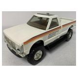 Ertl John Deere Pressed Steel Pickup Truck