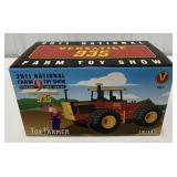 1/32 Ertl Versatile 935 Tractor