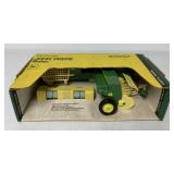 1/16 Ertl John Deere Baler