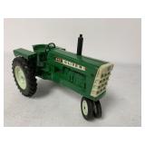 Ertl Oliver 1555 Tractor