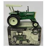 1/16 Ertl Oliver 1555 Tractor & Box