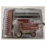 Ertl Massey-Ferguson 9795 Combine