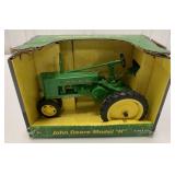 1/16 Ertl John Deere H Tractor