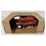 1/24 Scale Models White 9720 Axial Combine