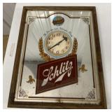 Schlitz clock