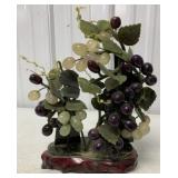 Chinese jade stone grapevine