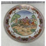 large Chinese dish w/ hunting scene
