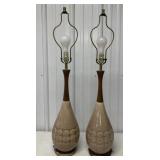 pair of table lamps