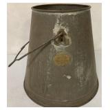 Galvinized Hinman Milking Machine Co.Bucket