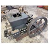 4hp Ottawa log saw engine, nice original, runs