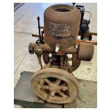 Novo 1 1/2hp Vertical Gas Engine, welded