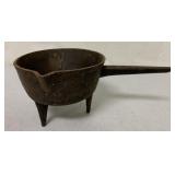 3 Legged Tallow Cast Iron Pot