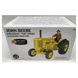 1/16 JD 720 D Industrial w/ box