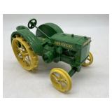 1/16 JD D Tractor