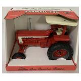 Ertl 1/16 Farmall 706 Tractor