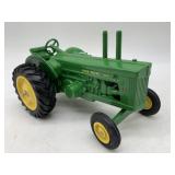 1/16 JD R Tractor