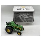 1/16 JD 830 Rice Special Tractor