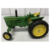 1/16 John Deere 3020 Tractor