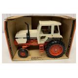1/16 Ertl Case 2390 Tractor in box