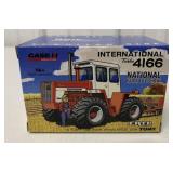 1/64 Ertl International Turbo 4166 tractor in box