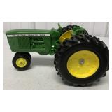 1/16 Scale Models Show Tractor