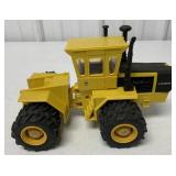 1/32 Ertl plastic Steiger Tractor