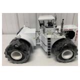 1/16 Big Bud 16V-747 w/box