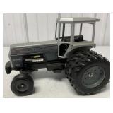 1/16 Scale Models White 2-180 Field Boss