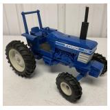 1/16 Ertl Ford 7710 Classic Tractor