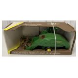 1/16 Ertl John Deere 1940 12A Combine in box