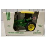 1/16 Scale Models John Deere 2520 Diesel in box