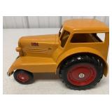 1/16 Minneapolis Moline UDLX Comfort Tractor