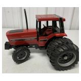 1/16 Ertl International 5488 4WD Tractor w/duals