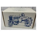 1/16 John Deere GP Wide Tread Tractor in box