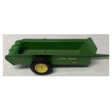1/16 Ertl John Deere 44 Manure Spreader