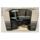 1/16 Scale Models White 2-135 Field Boss in box