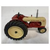 1/16 Ertl Cockshutt Black Hawk 50 Tractor