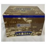 1/16 Ertl John Deere 4320 Tractor w/cab in box