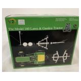 1/16 JD Model 140 Lawn & Garden Tractor in box