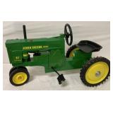 Ertl John Deere 70 Diesel Pedal Tractor