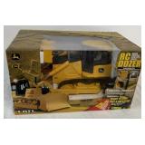 Ertl John Deere 850J RC Dozer in box