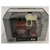 1/16 Ertl Case IH Farmall 856 Tractor