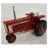 1/16 Ertl Farmall 706 Diesel Tractor
