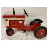 Scale Models Farmall 560 Pedal Tractor
