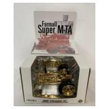 1/16 Ertl Farmall Super M-TA Golden Tractor