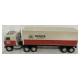 Nylint Pioneer Seeds GMC 18-Wheeler