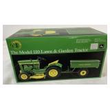 1/16 JD Model 110 Lawn & Garden Tractor in box