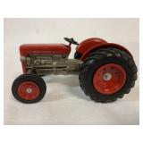 1/16 Massey-Ferguson 35 Wide Front Tractor
